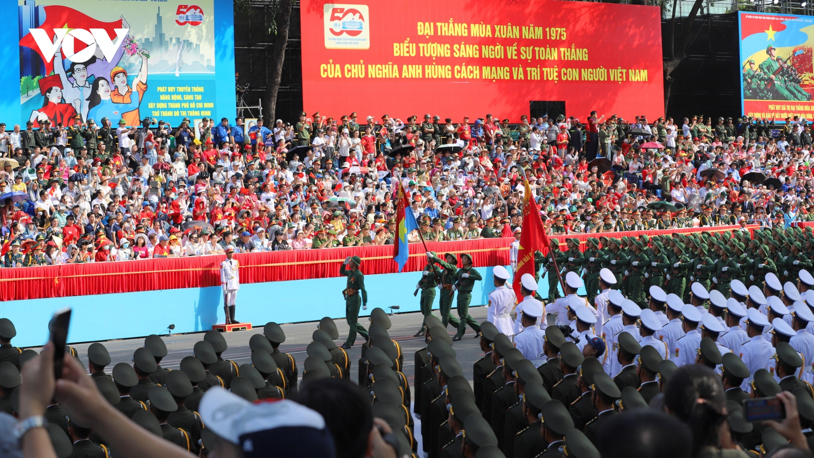 Thực hiện Nghị quyết Đại hội XIII: Đất nước vượt khó, hướng tới kỷ nguyên mới